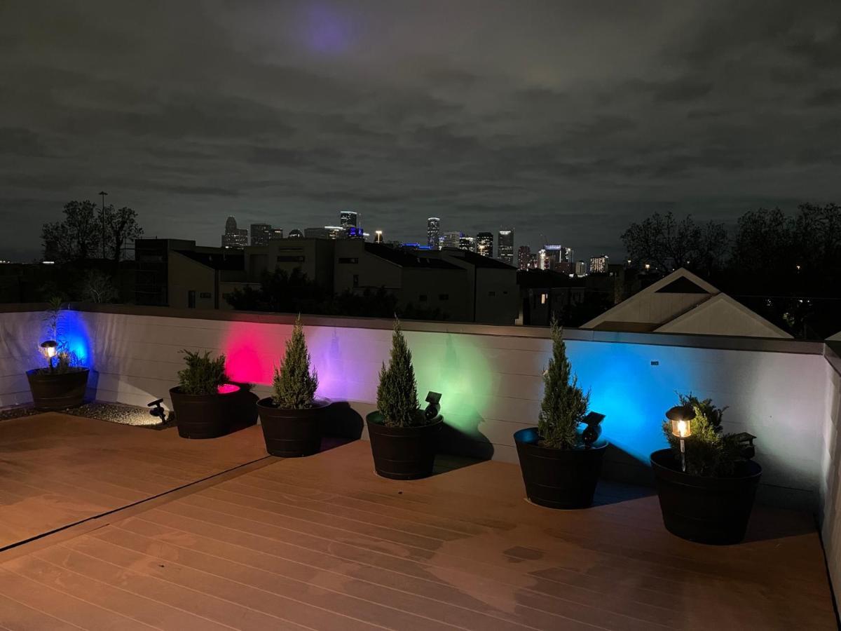 Villa N-E-G Skai Midtown Of Houston Esterno foto