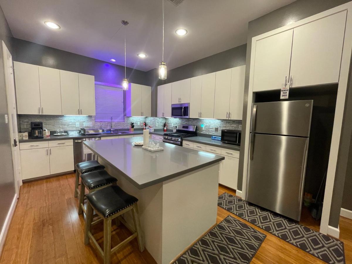 Villa N-E-G Skai Midtown Of Houston Esterno foto