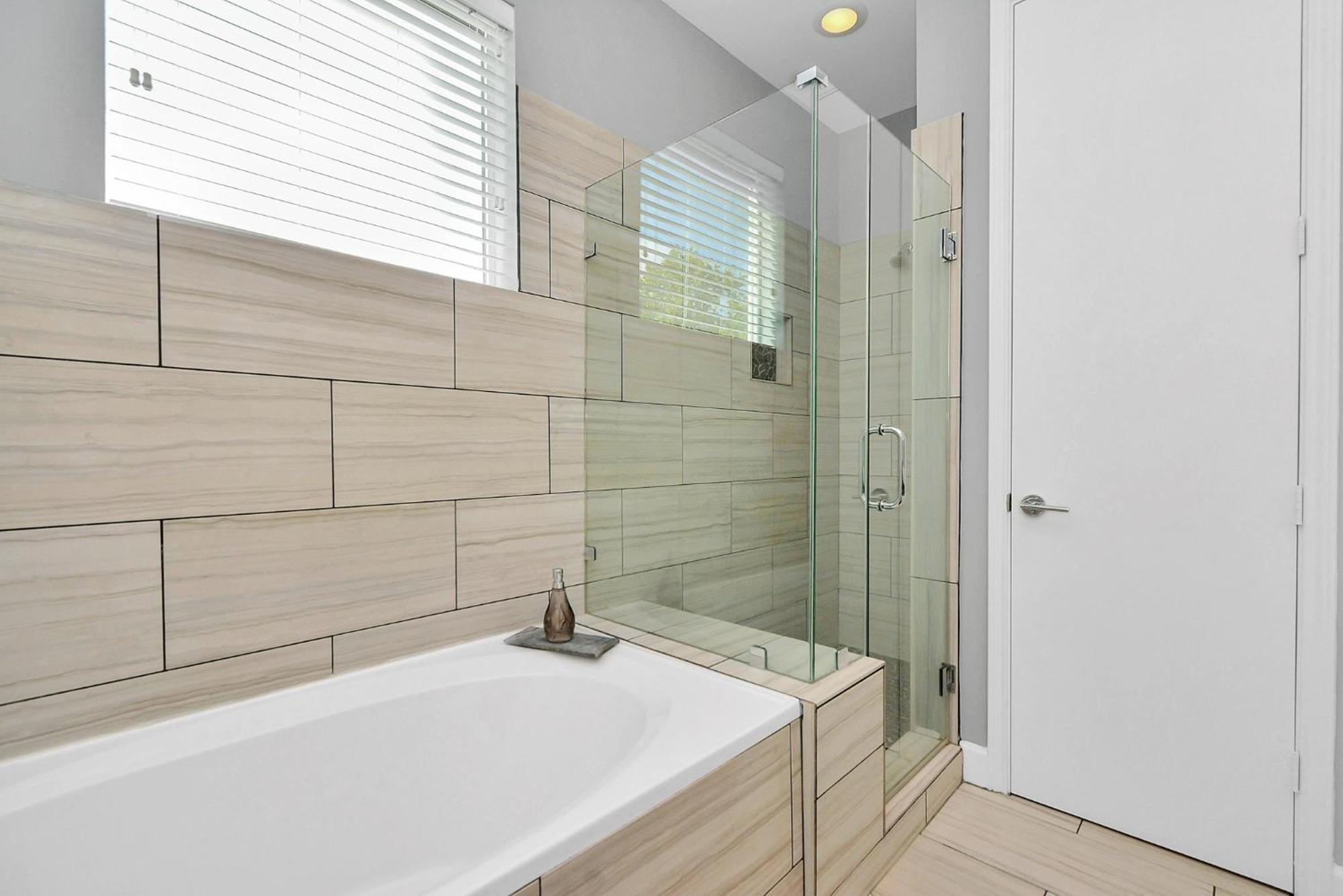 Villa N-E-G Skai Midtown Of Houston Esterno foto